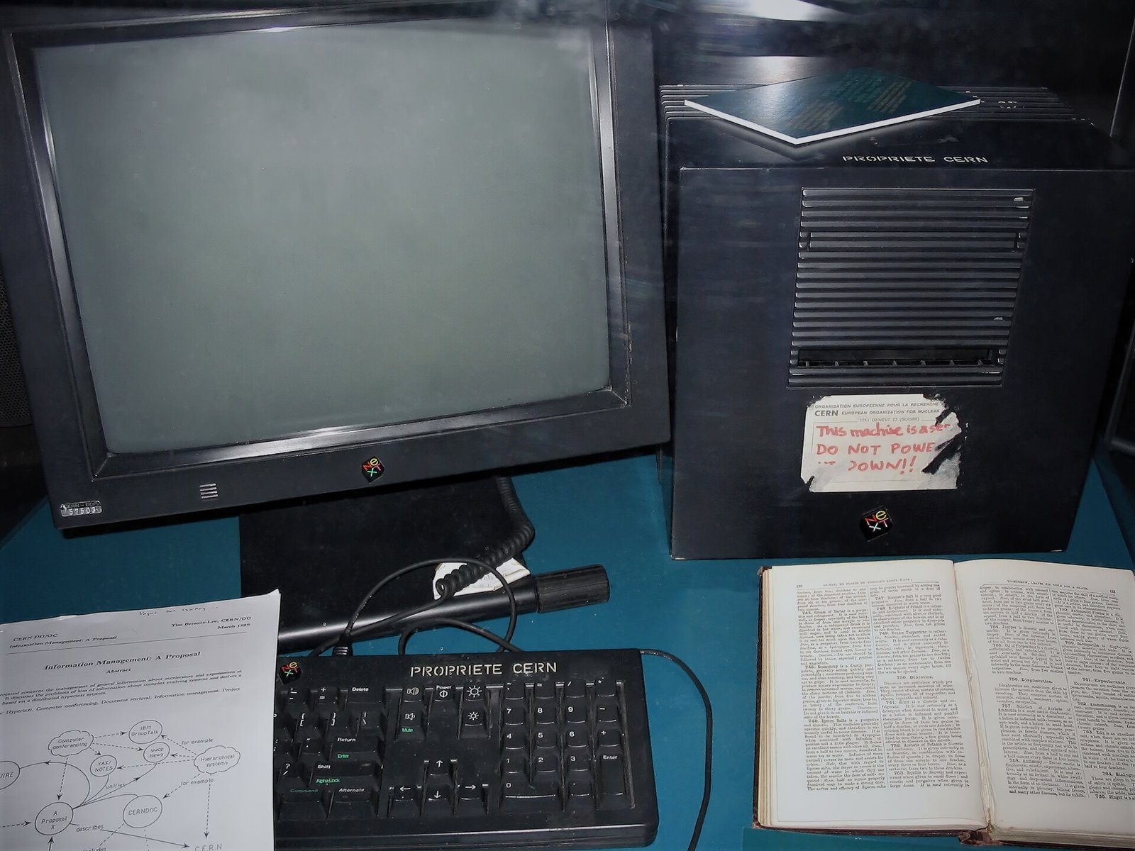 HTML, CSS and JavaScript: How the Front End of the Web Was Invented